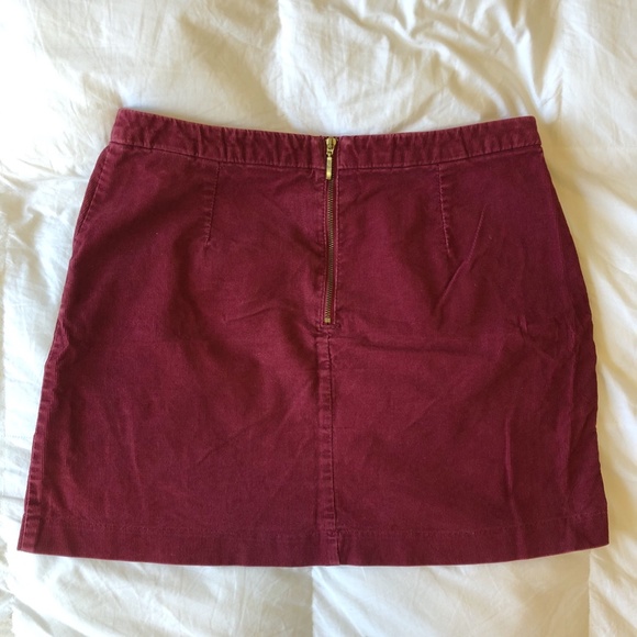 H&M Burgundy Corduroy Mini Skirt - Picture 3 of 5